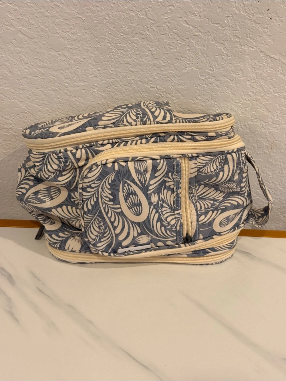 Multi-Compartment‎ Cream and Blue Cosmetic Travel Case